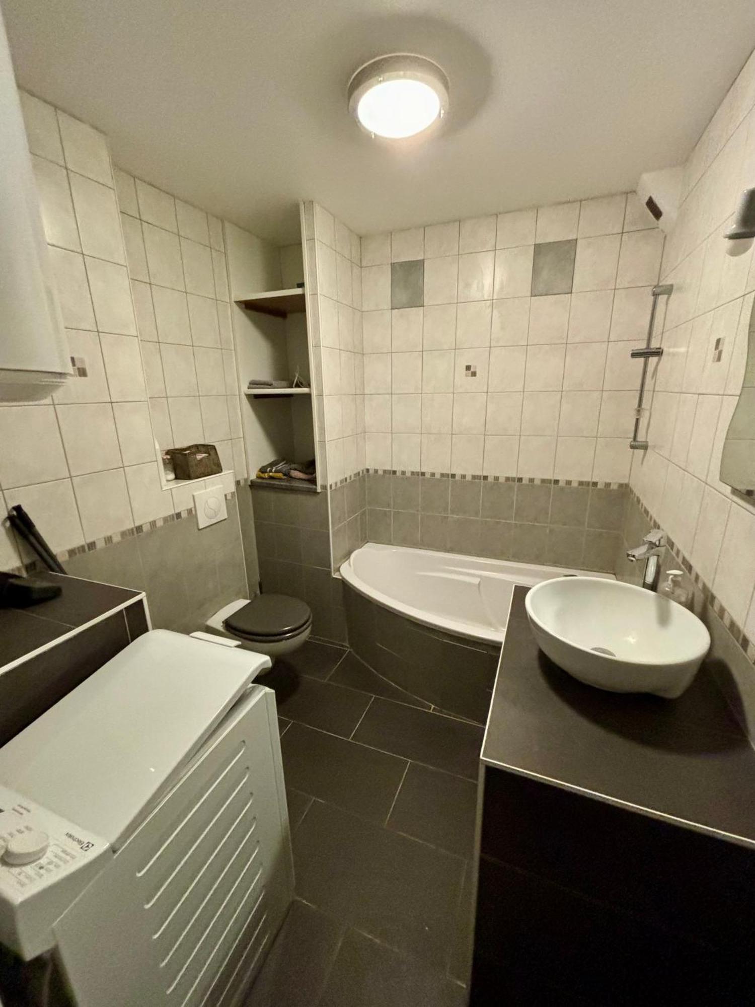 Studio - Baignoire - Pret De Vtt - Lave Linge Le Puy-en-Velay Exteriér fotografie