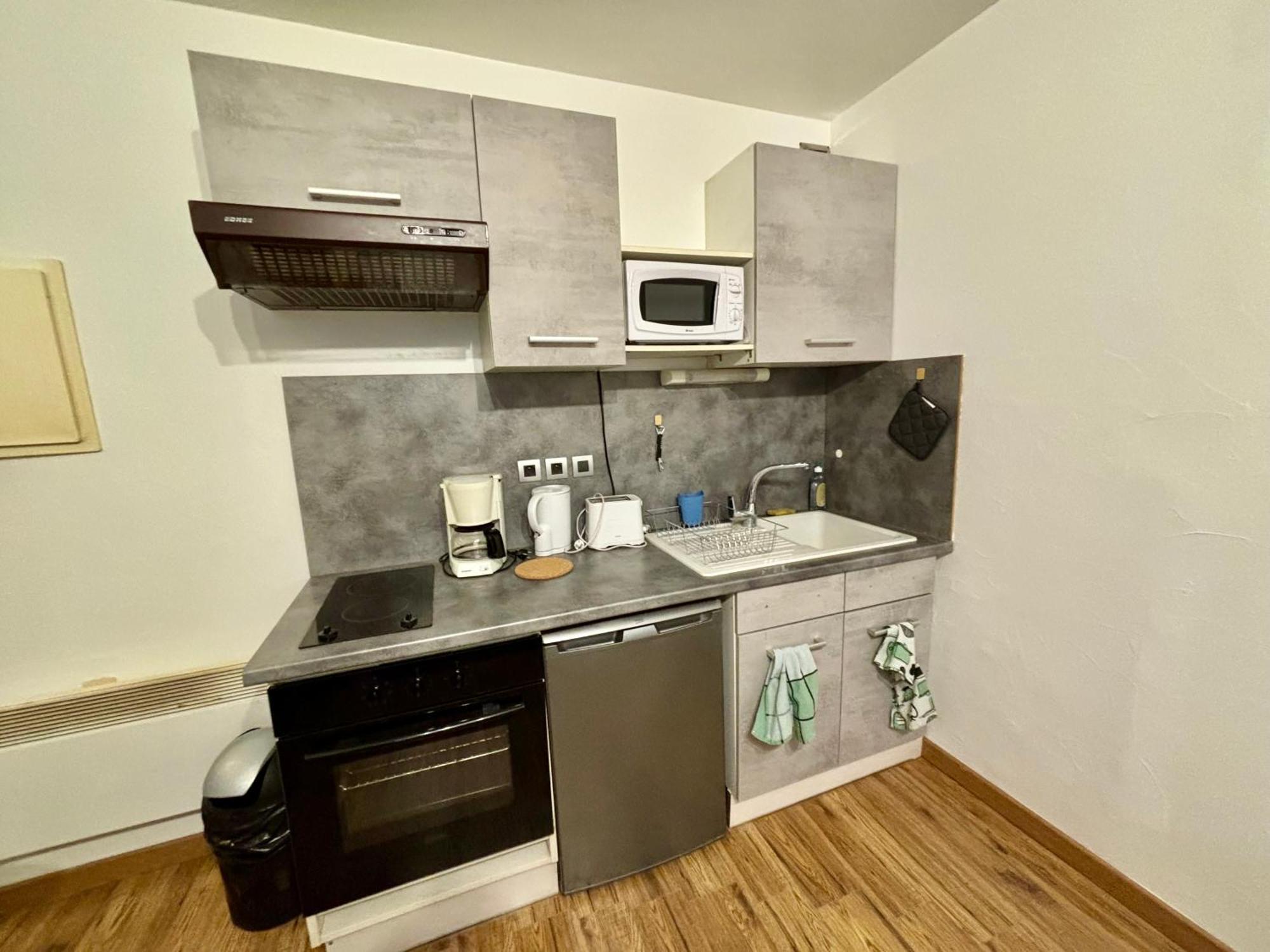 Studio - Baignoire - Pret De Vtt - Lave Linge Le Puy-en-Velay Exteriér fotografie