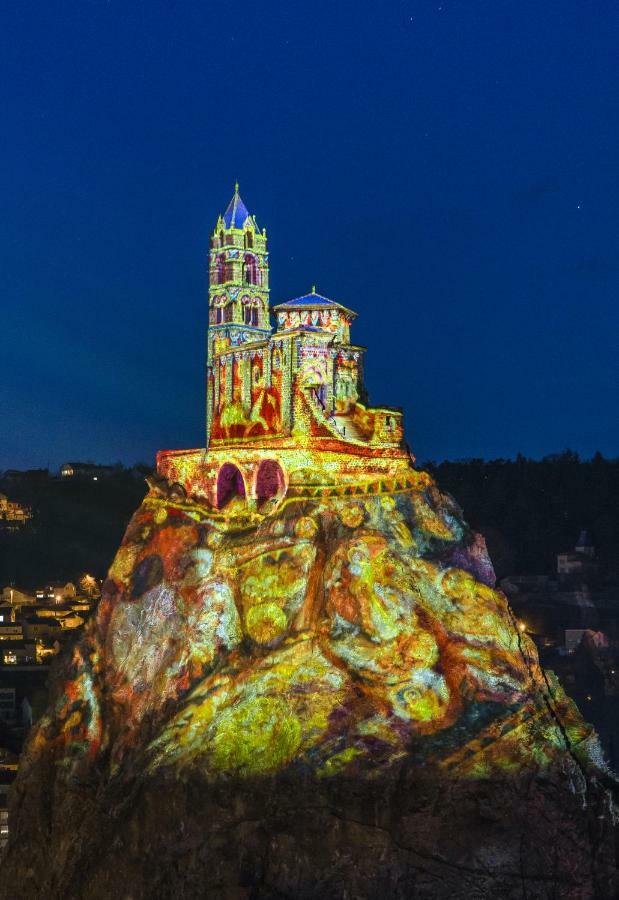 Studio - Baignoire - Pret De Vtt - Lave Linge Le Puy-en-Velay Exteriér fotografie